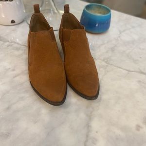 LUCKY BRAND JOELLE SUEDE LEATHER BOOTIES!🤎